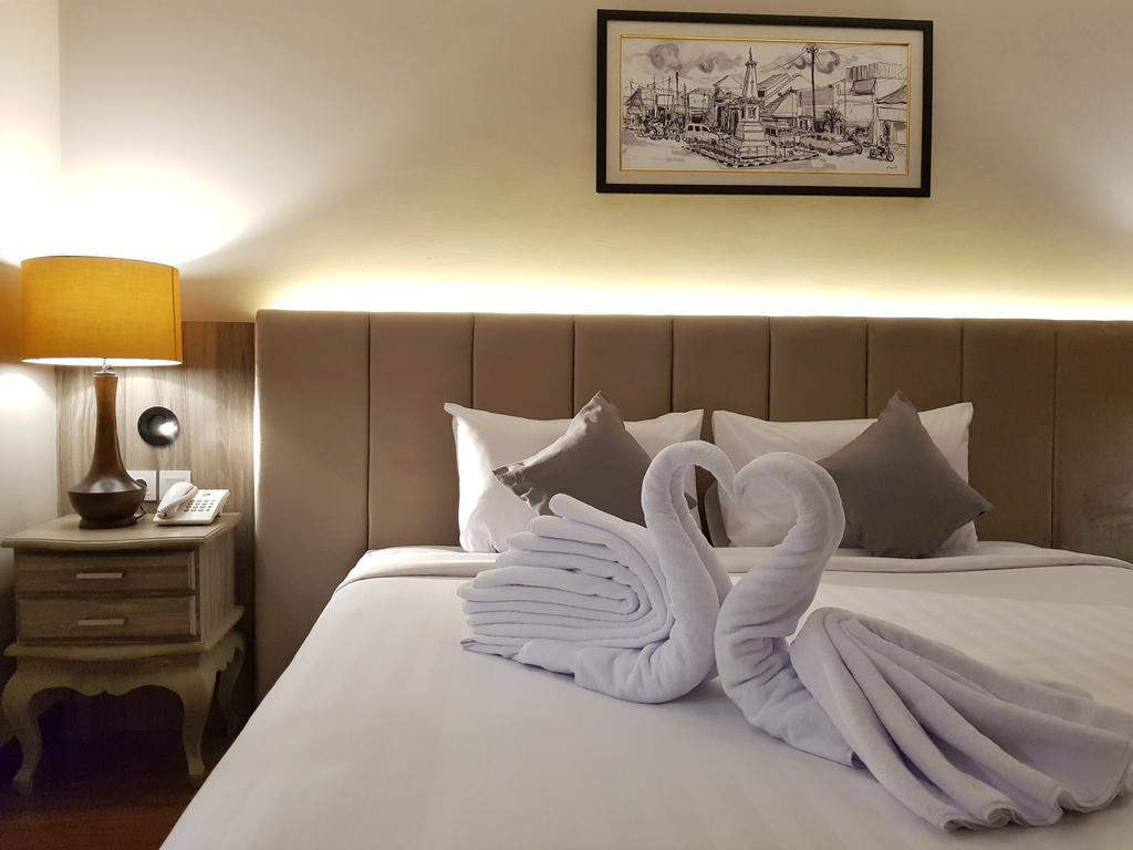 เอล โฮเต็ล รอยัล ยกยาการ์ต้า มาลิโอโบโร Hotel ยอกยาการ์ตา ภายนอก รูปภาพ